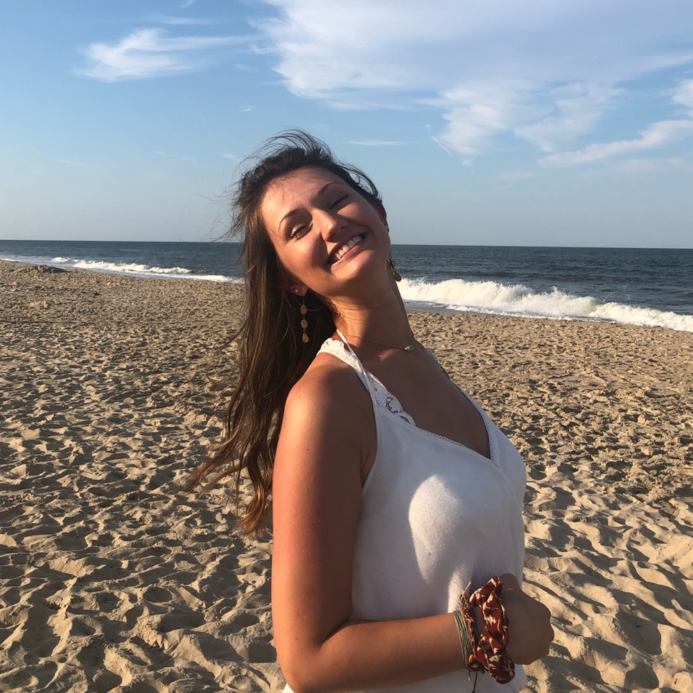 Meet your Posher, Emily